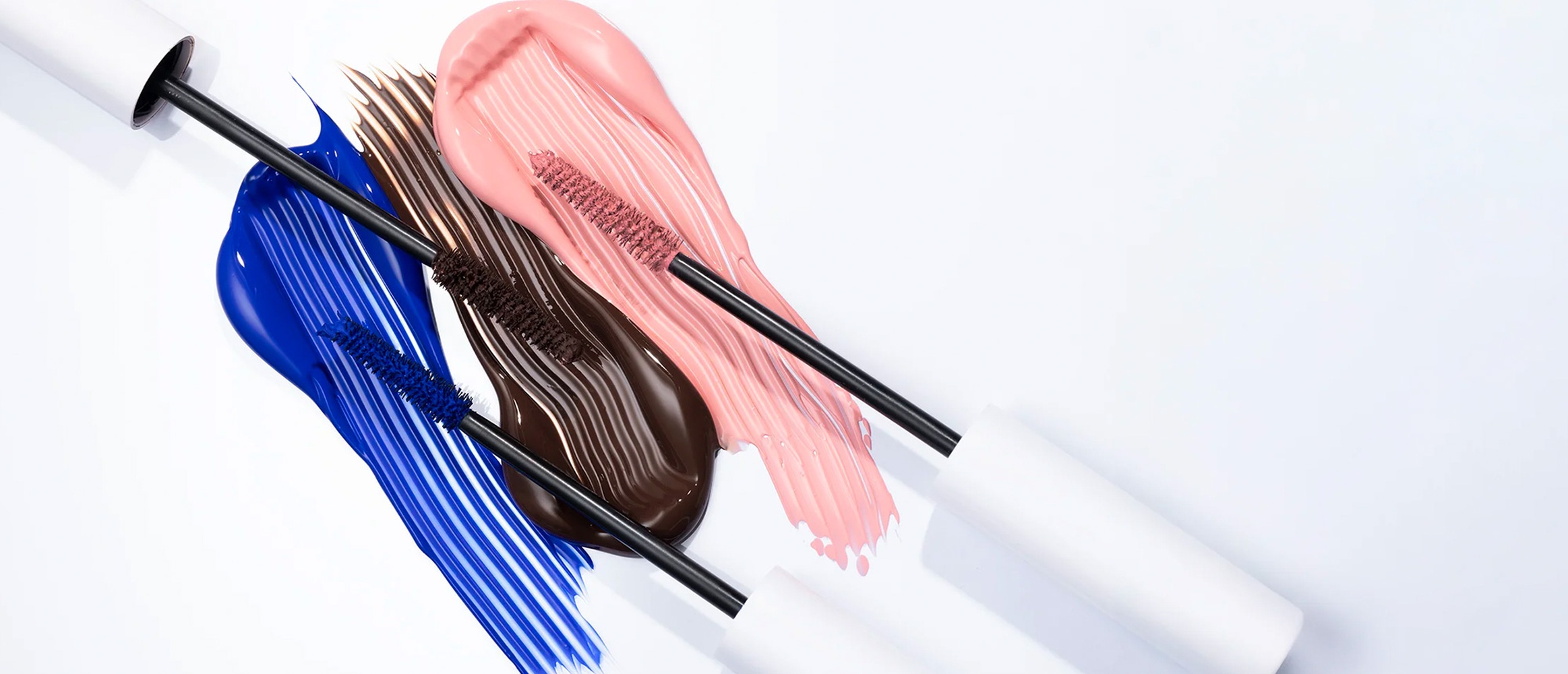 ΝΕΕΣ ΑΠΟΧΡΩΣΕΙΣ FIBER-VOLUME MASCARA
