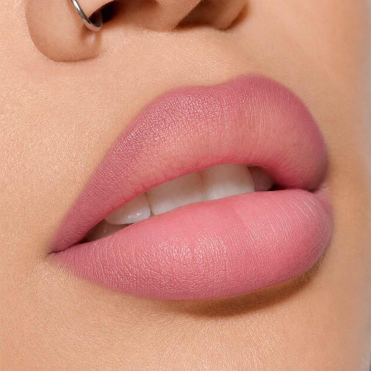 Longstay Lip Shaper Pencil