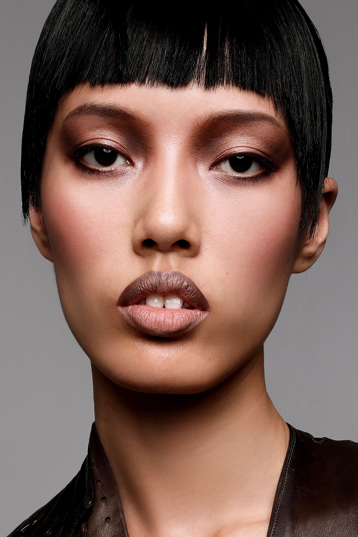 Bronze Dimension look